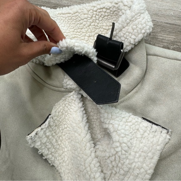 STELLA & Lorenzo Faux Shearling Moto Vest Size XS - Picture 9 of 16